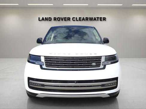 Used 2024 Land Rover Range Rover Long Wheelbase SE AWD/4WD image 8