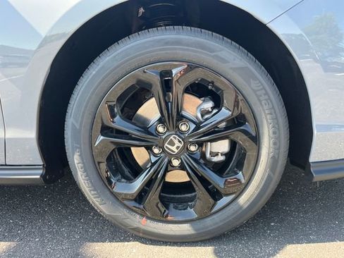 New 2025 Honda Accord SE image 11