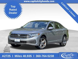 Used 2024 Volkswagen Jetta SE FWD video 1