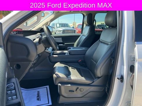 Used 2025 Ford Expedition Max Active image 29