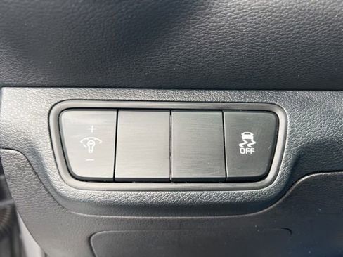 Certified 2024 Kia Forte LXS image 12