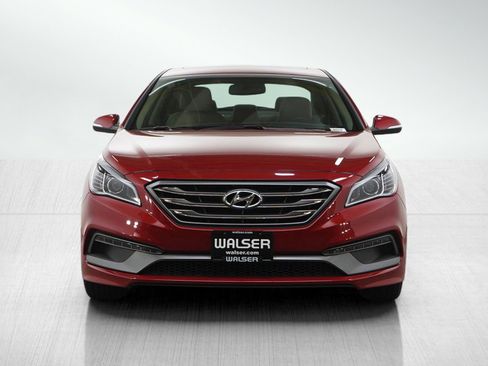 Used 2017 Hyundai Sonata Limited w/ Tech Package 03 FWD image 8