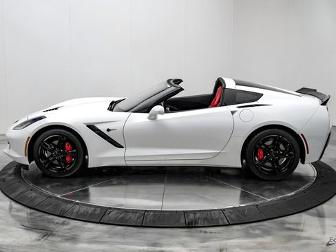 Used 2016 Chevrolet Corvette Stingray Coupe w/ Carbon Flash Badge Package RWD image 8