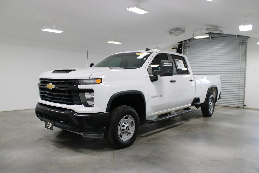 Used 2024 Chevrolet Silverado 2500 W/T w/ WT Convenience Package AWD/4WD image 4
