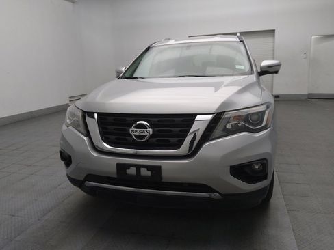 Used 2018 Nissan Pathfinder SL AWD/4WD image 15