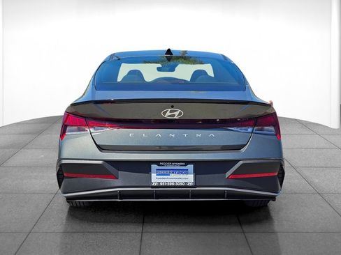 Certified 2026 Hyundai Elantra Sport FWD image 5