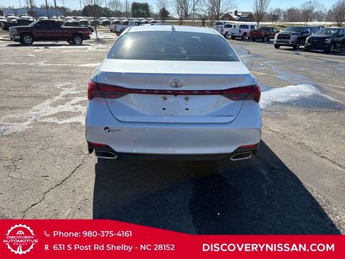 Used 2020 Toyota Avalon Limited w/ Advanced Safety Package image 6