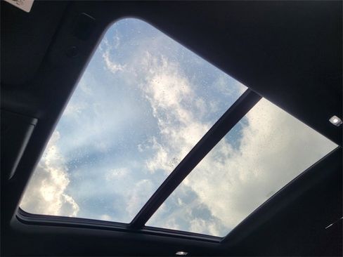 Used 2024 Chevrolet Tahoe Premier w/ Advanced Technology Package image 21