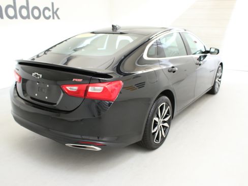Used 2024 Chevrolet Malibu RS w/ LPO, Floor Liner Package FWD image 9