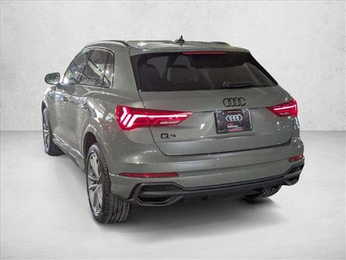 New 2025 Audi Q3 2.0T Premium image 8