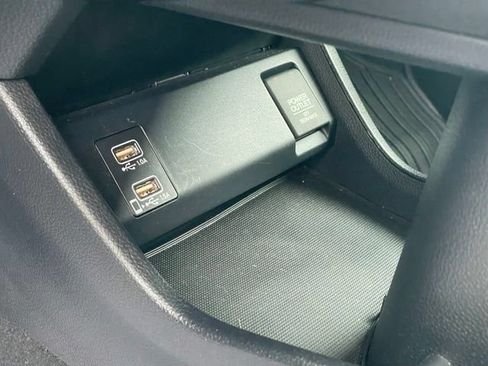 Used 2019 Honda HR-V EX image 25