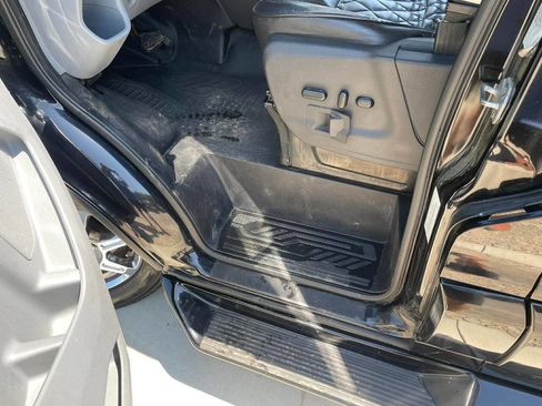 Used 2018 Ford Transit 250 148 Medium Roof image 24