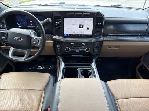 Used 2024 Ford F250 Lariat w/ FX4 Off-Road Package AWD/4WD image 30