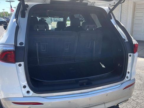 Used 2023 Buick Enclave Essence w/ Trailering Package, 5000 lbs. AWD/4WD image 4