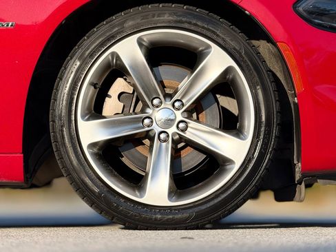 Used 2015 Dodge Charger R/T image 21