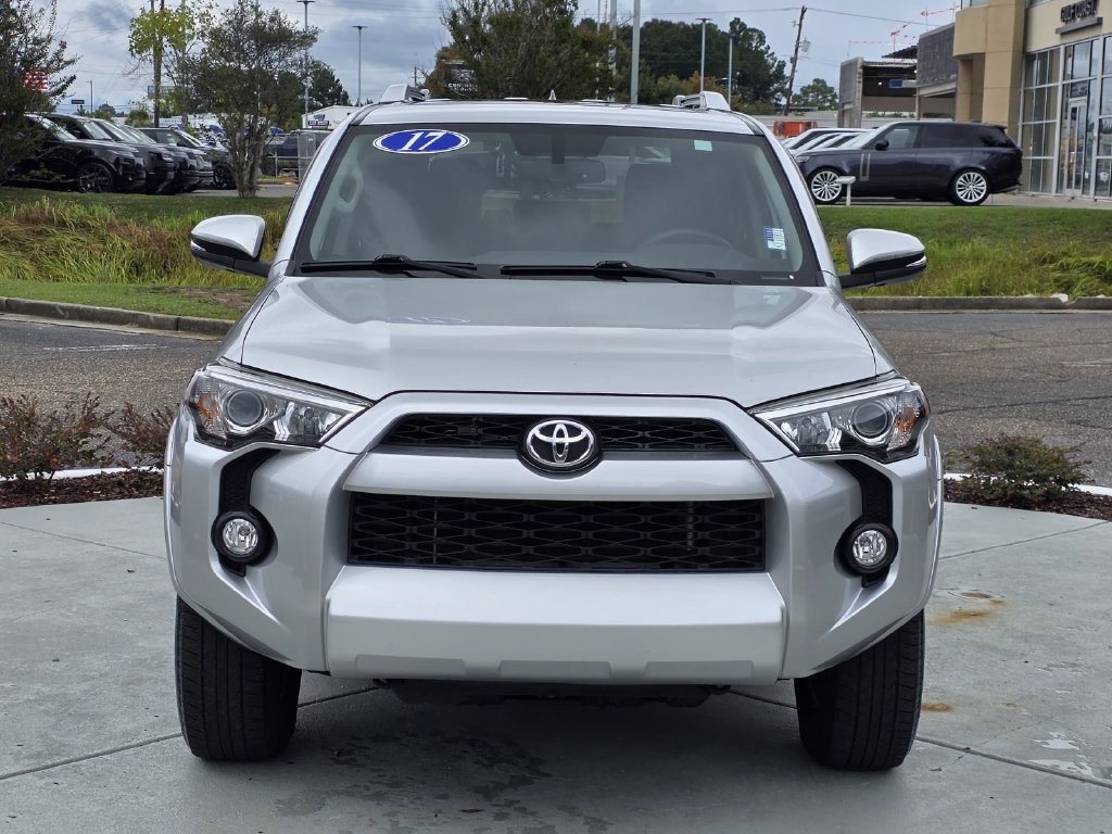 Used 2017 Toyota 4Runner SR5 Premium RWD image 2
