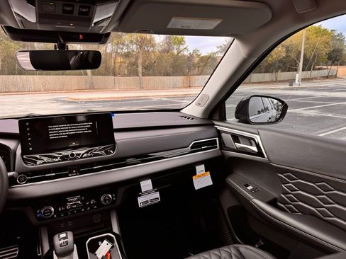 New 2026 Mitsubishi Outlander SEL FWD image 28