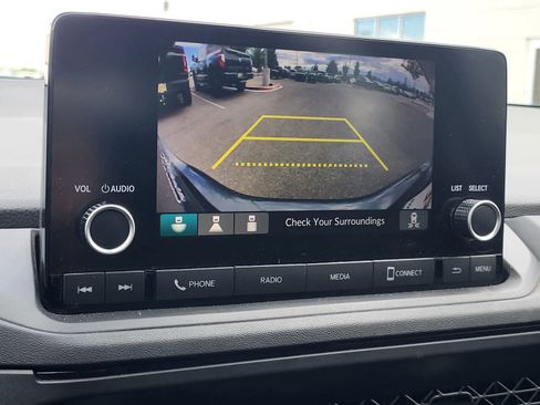 Used 2023 Honda Accord EX image 18