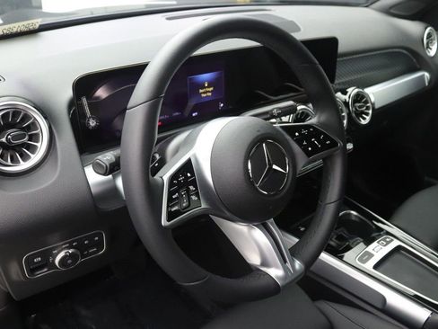 Certified 2026 Mercedes-Benz GLB 250 image 17