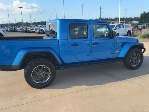 Used 2021 Jeep Gladiator Overland w/ Popular Equipment Package AWD/4WD image 8