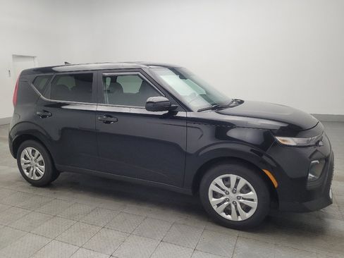 Used 2022 Kia Soul LX FWD image 11