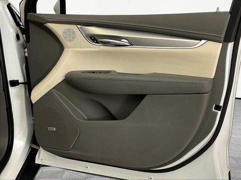 Used 2019 Cadillac XT5 Luxury FWD image 28