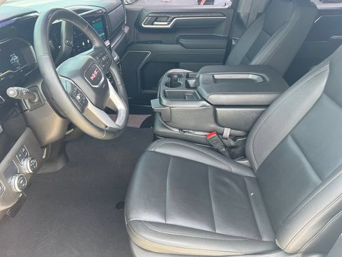 Used 2025 GMC Sierra 1500 SLT RWD image 17