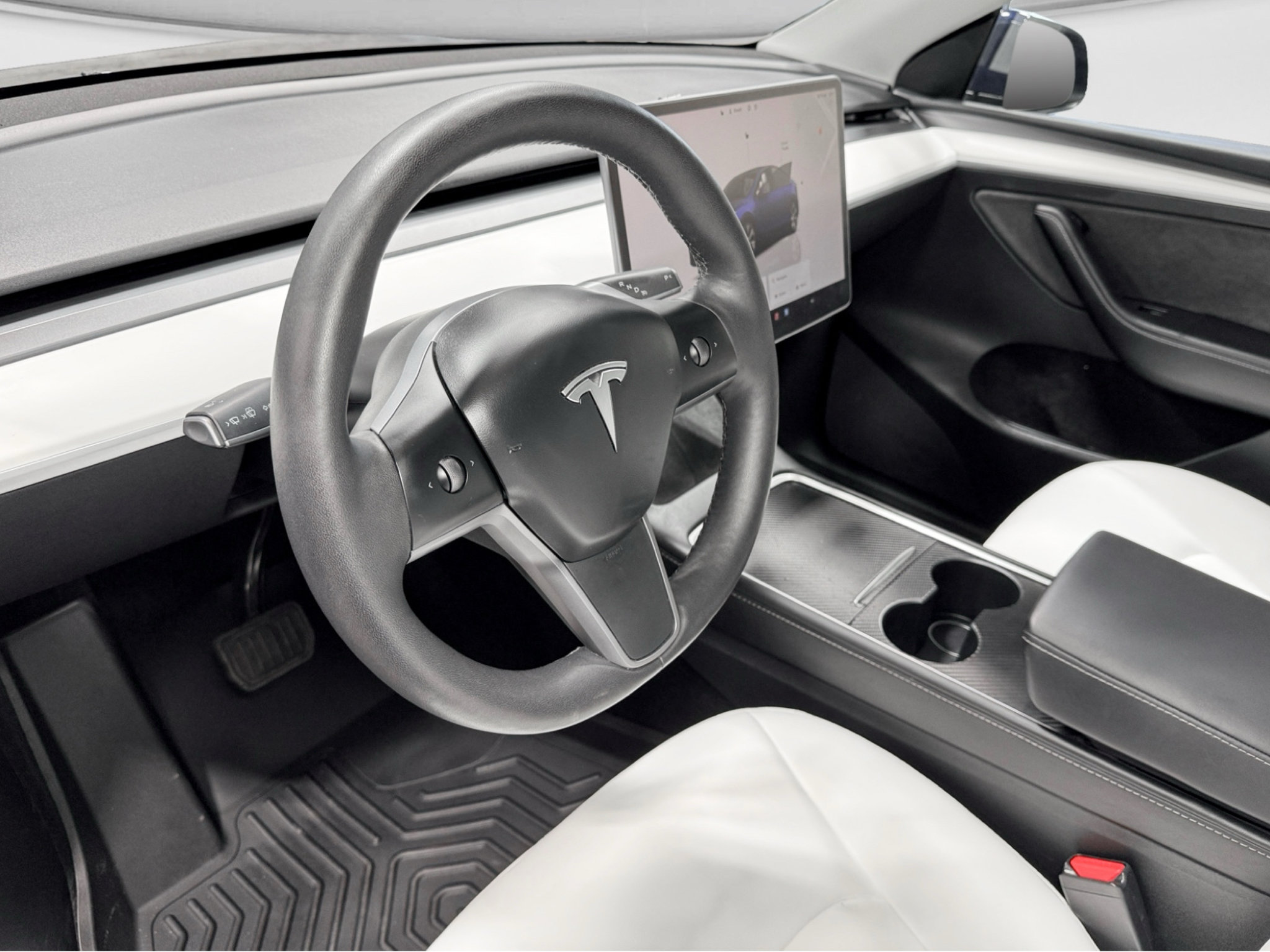 Used 2023 Tesla Model Y Long Range AWD/4WD image 17