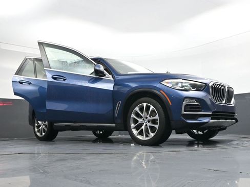 Used 2021 BMW X5 sDrive40i w/ Premium Package image 41