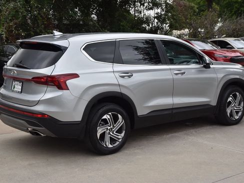 Used 2023 Hyundai Santa Fe SE FWD image 7
