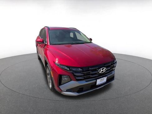 Used 2025 Hyundai Tucson SEL AWD/4WD image 3