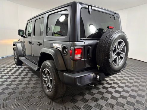 Used 2022 Jeep Wrangler Unlimited Sport AWD/4WD image 12