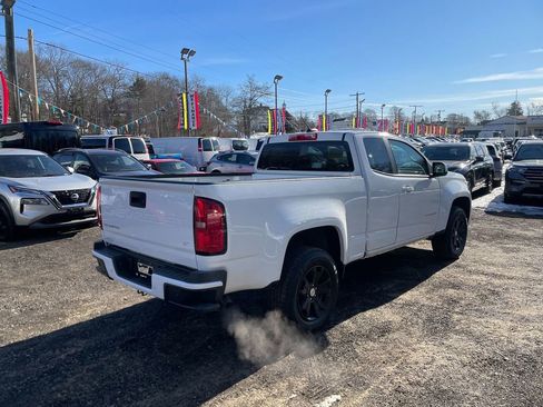 Used 2022 Chevrolet Colorado LT w/ Fleet Safety Package image 5