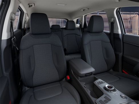 New 2026 Kia Sportage LX image 18