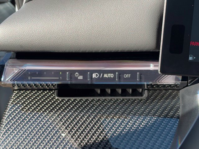 Certified 2026 BMW 540i xDrive w/ M Sport Package AWD/4WD image 16