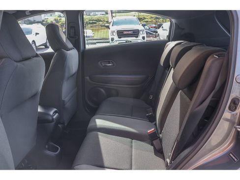 Used 2019 Honda HR-V Sport image 17