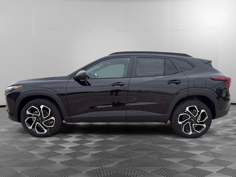 New 2026 Chevrolet Trax RS w/ Driver Confidence Package FWD image 2