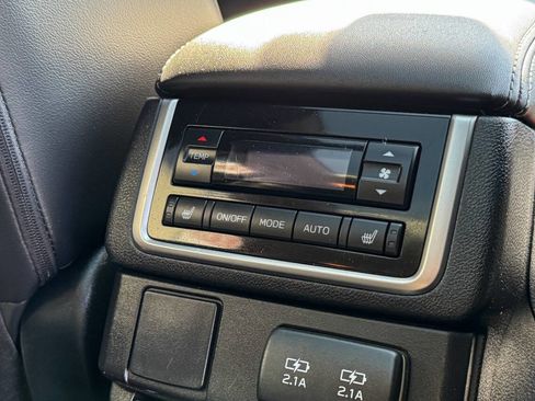 Used 2021 Subaru Ascent Limited w/ Technology Package image 17