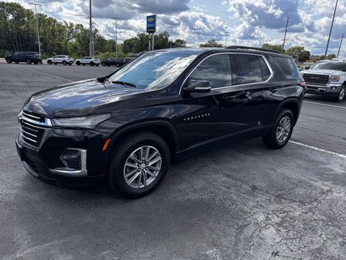 Used 2022 Chevrolet Traverse LT image 5