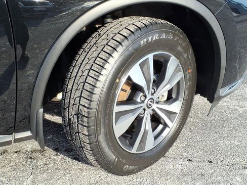 Certified 2023 Nissan Murano S image 4