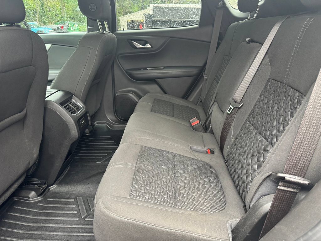Used 2021 Chevrolet Blazer LT AWD/4WD image 10