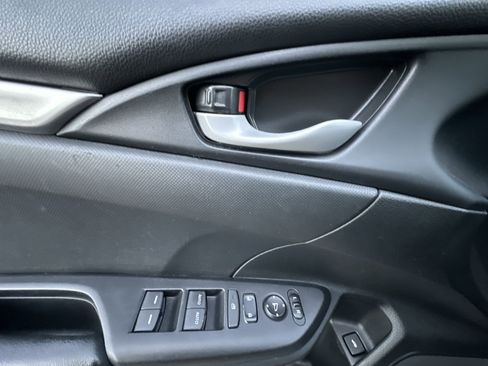 Used 2021 Honda Civic Sport image 9