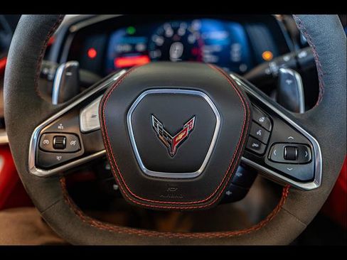 Used 2021 Chevrolet Corvette Stingray Premium Conv w/ Z51 Performance Package RWD image 29