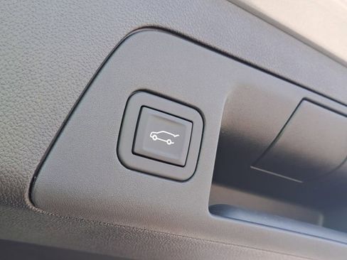 New 2026 Buick Envision Avenir image 9