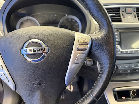 Used 2015 Nissan Sentra SV FWD image 16