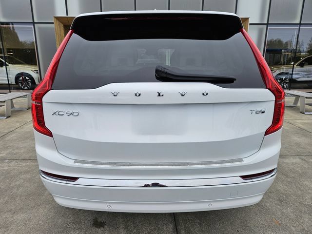 Certified 2025 Volvo XC90 T8 Plus w/ Protection Package Premier AWD/4WD image 6