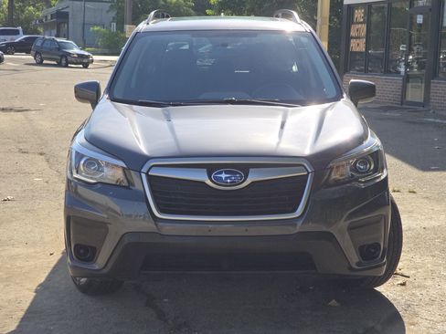 Used 2020 Subaru Forester Premium AWD/4WD image 2
