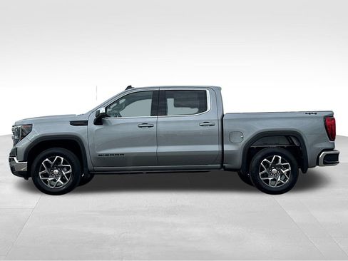New 2026 GMC Sierra 1500 SLE w/ LPO, Black Badging Package image 2