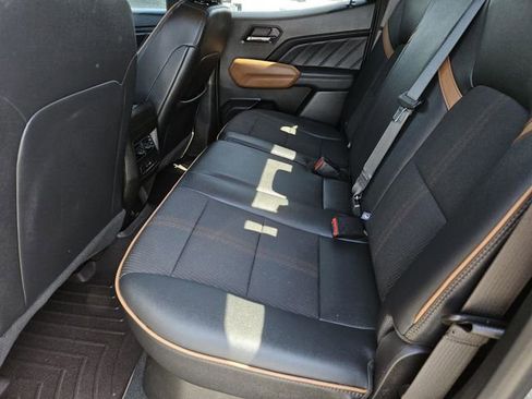 Used 2024 GMC Canyon AT4 image 33