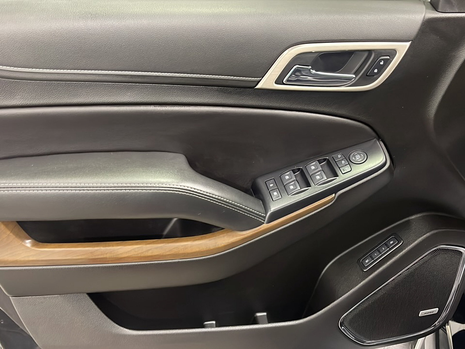 Used 2019 GMC Yukon XL Denali AWD/4WD image 13
